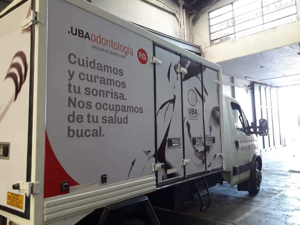 GIgantografía camión UBA
